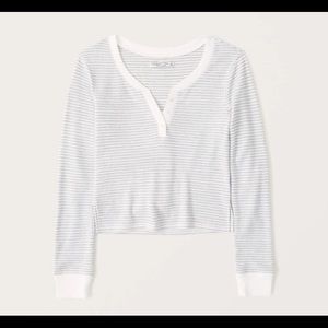 Abercrombie & Fitch Cozy Sleep Set - Light Grey Stripe